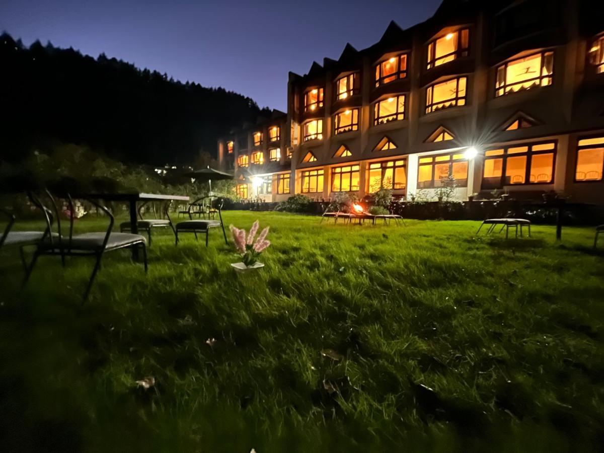 Sagar Heritage Resort, Near Mall Road Manali ภายนอก รูปภาพ