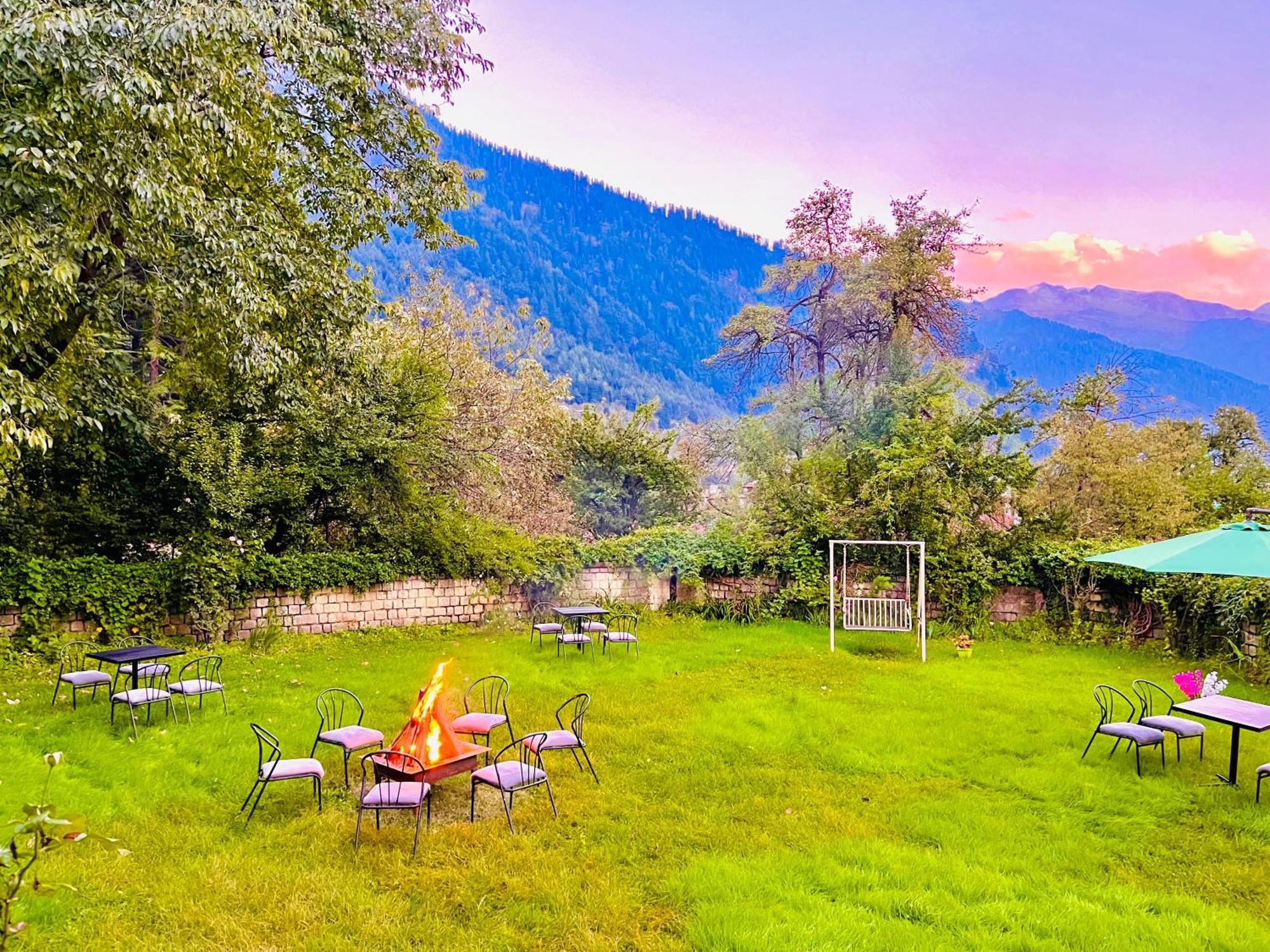 Sagar Heritage Resort, Near Mall Road Manali ภายนอก รูปภาพ