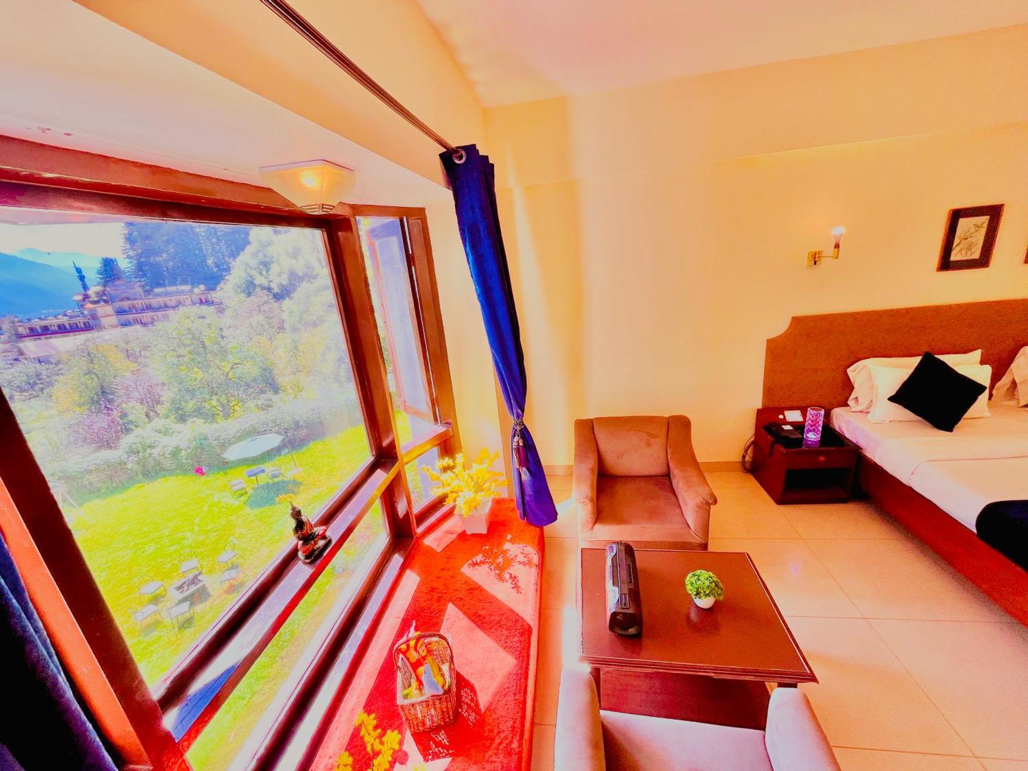 Sagar Heritage Resort, Near Mall Road Manali ภายนอก รูปภาพ