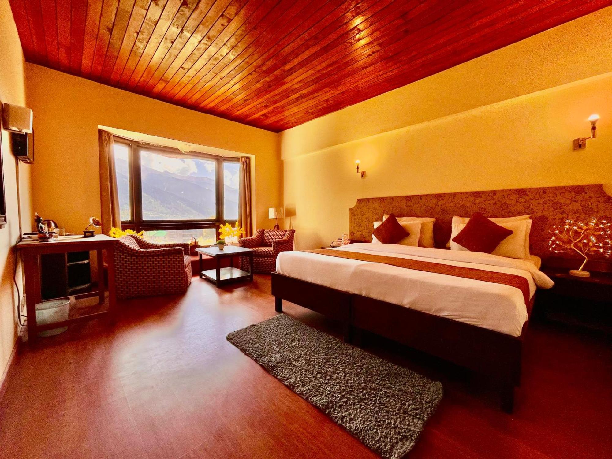 Sagar Heritage Resort, Near Mall Road Manali ภายนอก รูปภาพ