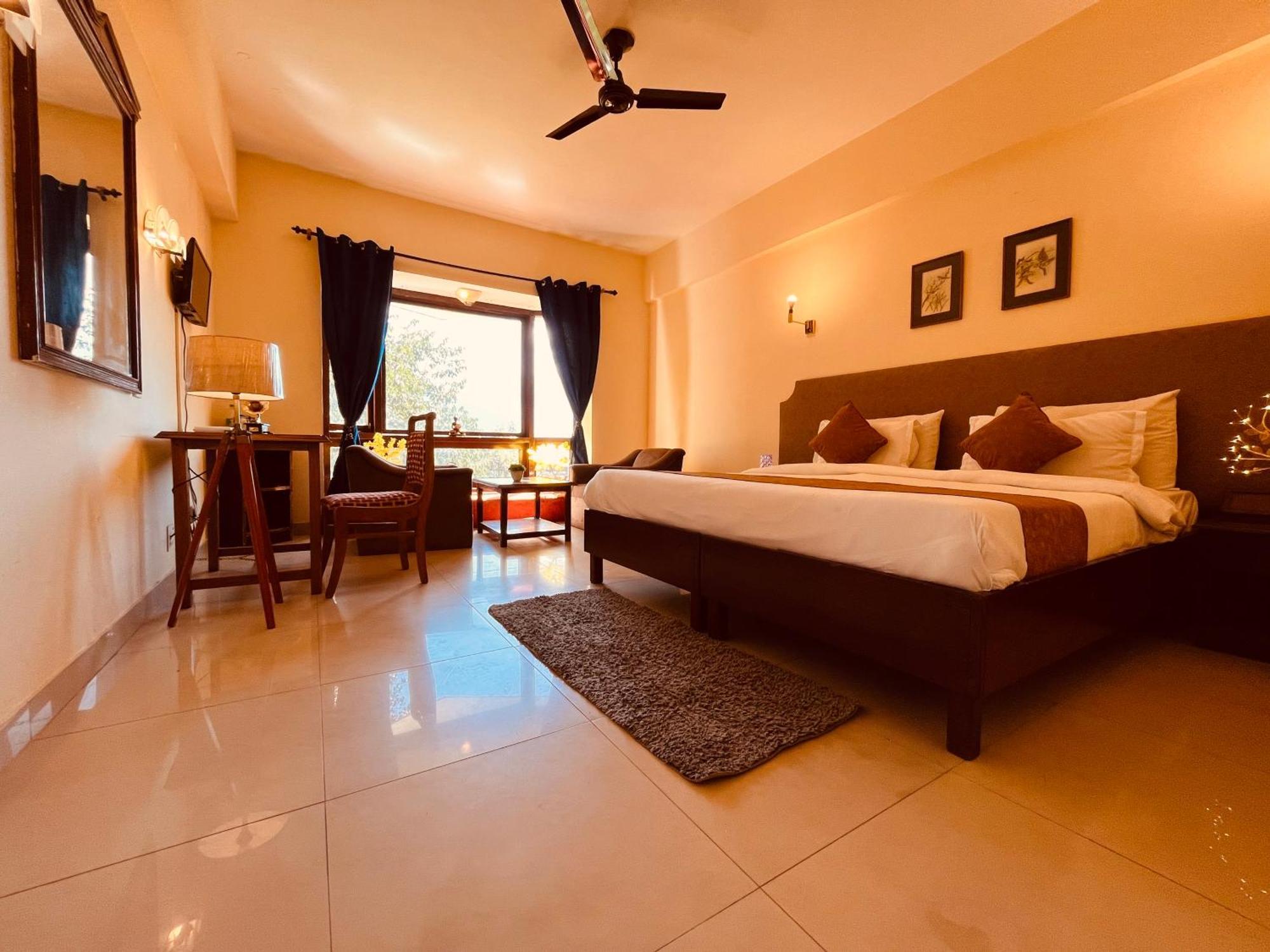 Sagar Heritage Resort, Near Mall Road Manali ภายนอก รูปภาพ